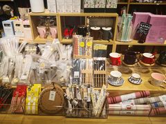 -九木杂物社(大族广场店)