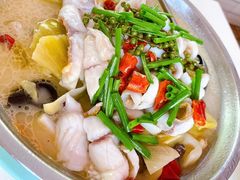 酸菜鱼-冰岛茶餐厅(灵狮中路店)