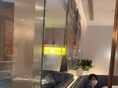 -港丽餐厅(来福士店)