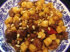 松子牛肉炒年糕-兔爸私家小厨(新北万达店)