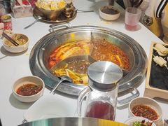 -老房老舍重庆火锅(假日城市店)