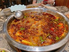 -肖肖酸萝卜鱼火锅(总店)