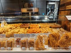 -胖东来生活广场(健康路店)