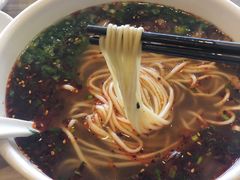 經典牛肉麵-夏雪花·手工拉面(南油店)
