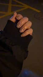 -悦指间美甲美睫