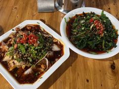 凉拌耳片-正兴张血旺
