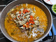 仔姜跳跳蛙-辣尚瘾·烤鱼·新川菜(交大直营店)