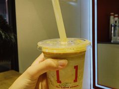 牧场拿铁-代数学家algebraist(诚品店)