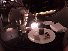 -LONG BAR 廊吧(外滩华尔道夫酒店)