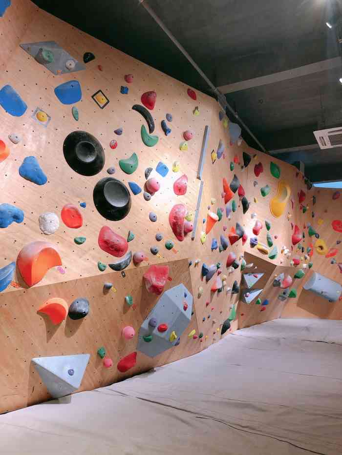 cave抱石馆(蛇口店)-"视频是店里的大神老师,虽然只是lv8的线.