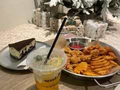 -J Create城市露营咖啡·简餐·宠物(上海动物园店)