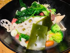 -万记麻辣烫国展总店