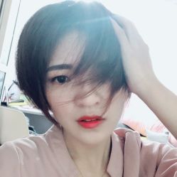 -HAIR CORNER