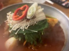 -喇喇排骨火锅·传统韩式脊骨汤(望京西园总店)