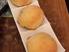 酥皮焗叉烧包-添好运点心专门店(深水埗店)