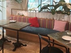 -查特花园美食广场(西单大悦城店)