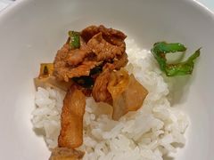 -费大厨辣椒炒肉(高铁吾悦广场店)