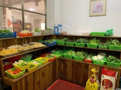 自助取餐区-小乡小镇·传承桐庐土菜·老板亲自烧的菜