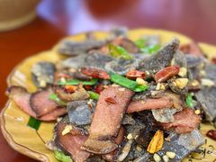 蕨菜腊肉-和福餐馆(西江古街店)