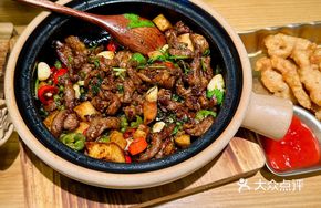 Fresh Flower Pepper Stir-fried Beef Ribs