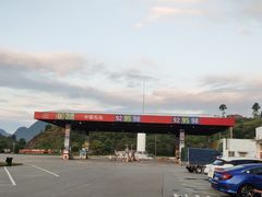 -平乐服务区-停车场