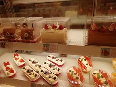 -好利来(八里庄店)
