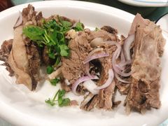 手抓羊肉-马尔龙新疆饭店·清真(长青路店)