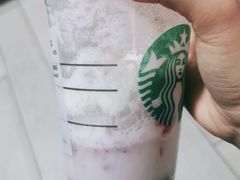 -星巴克臻选(莘庄仲盛店)