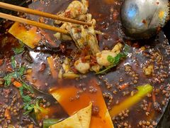 -鸿顺老铁锅美蛙鱼府(解放碑店)