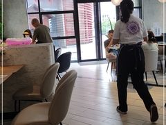 大堂-必胜客(武汉欢乐谷店)