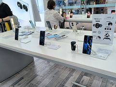 -荣耀授权专卖店(黄浦浙江中路店)