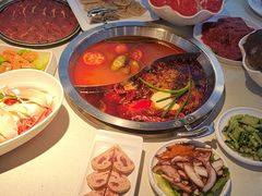 -茅草房·河畔园林火锅