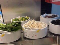 -龍歌自助小火锅(芝罘万达店)