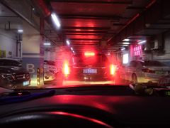 -巴黎春天-停车场(成山店)