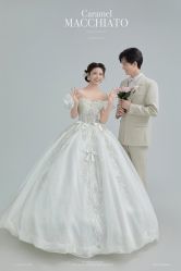 -喜爱高定婚纱摄影