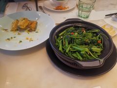 -港丽餐厅(高德置地店)