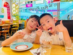 -菲滋意式休闲餐厅(北仑银泰城店)