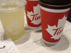 燕麦拿铁-Tims天好咖啡·贝果(雁展路万象天地店)