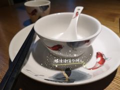 餐具摆设-杭百味·大众精选杭帮菜(西湖音乐喷泉店)