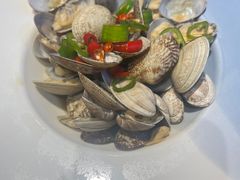 -臻鲜燕海鲜融合餐厅(金陵style店)
