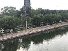 -玲珑塔公园