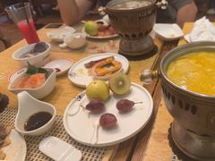 -雍和会海鲜姿造自助(湖东路店)