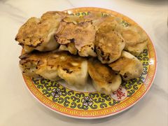西葫芦羊肉锅贴-鸿宾楼(展览馆路店)