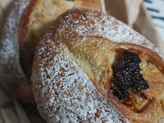 无花果面包-老梦面包 CHEZMOREL(三源里店)