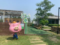 -田园东方蜜桃村的田野营地