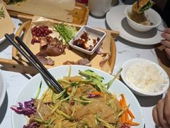 -关东小磨东北菜(漕河泾印象城店)