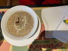 奶油蘑菇汤-安妮意大利餐厅(国贸店)