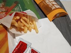 -麦当劳(哈西万达店)