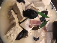 土家手掰柴火豆腐-吃饭皇帝大土家民族菜(正大广场店)