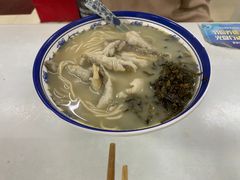 -明呈黄鱼面馆(斜土路店)